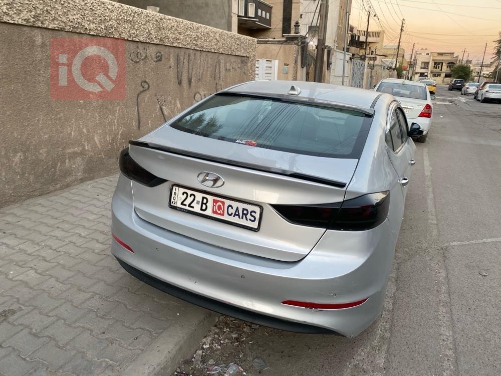 هيونداي النترا